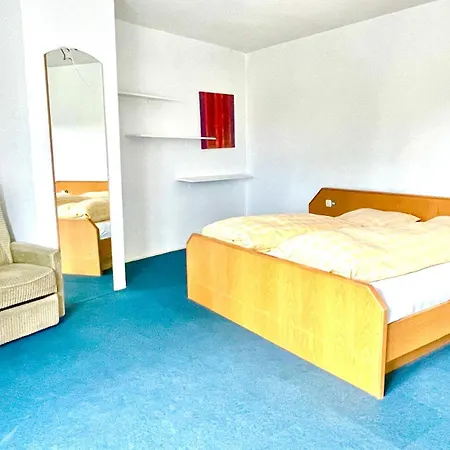 Ride & Rest, Budget, Waschmaschine, Wohnzimmer, Kueche, Radlgarage Apartment