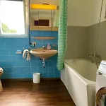 Ride & Rest, Budget, Waschmaschine, Wohnzimmer, Kueche, Radlgarage *