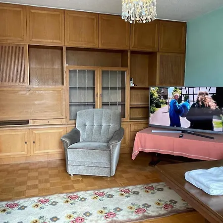 Ride & Rest, Budget, Waschmaschine, Wohnzimmer, Kueche, Radlgarage *