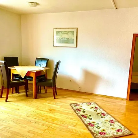 Apartamento Ride & Rest, Budget, Waschmaschine, Wohnzimmer, Kueche, Radlgarage